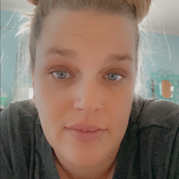 Meet your Posher, Bethany - Picture 1 of 1